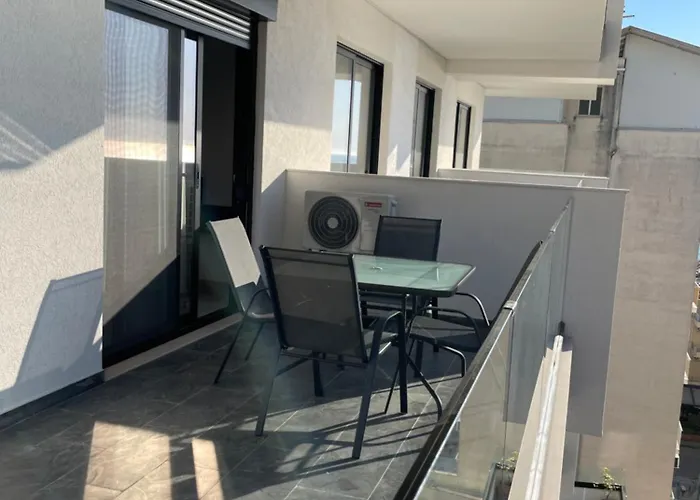 Blue Horizon * Sarandë